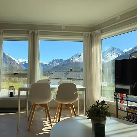 Mountain View * Isfjorden