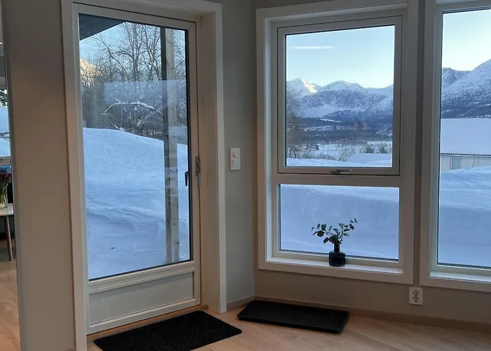 Mountain View Apartamento Isfjorden