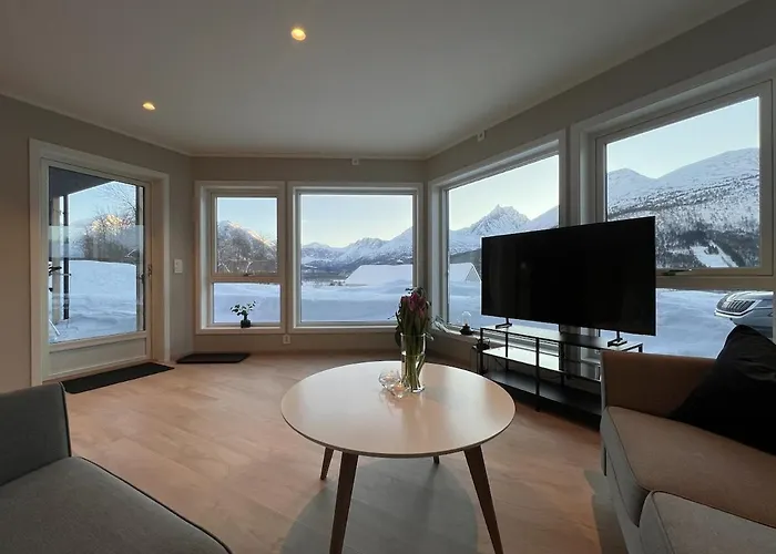 Mountain View * Isfjorden